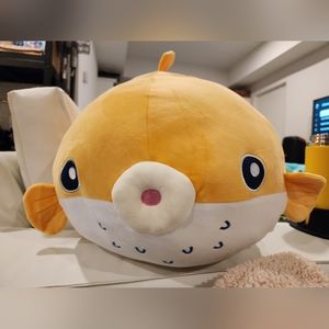 Yellow Pufferfish - 19x11"